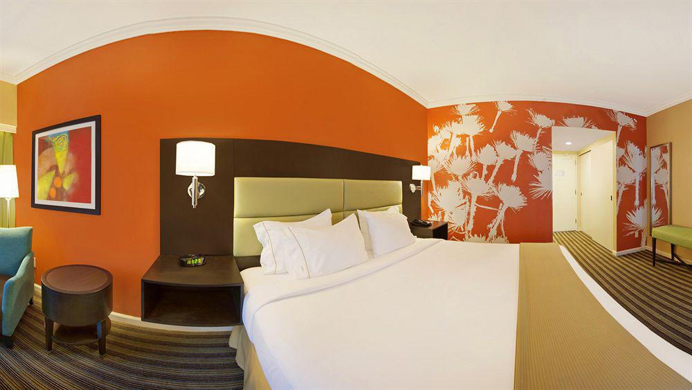 Holiday Inn Express Princeton Southeast By Ihg Plainsboro Exterior foto